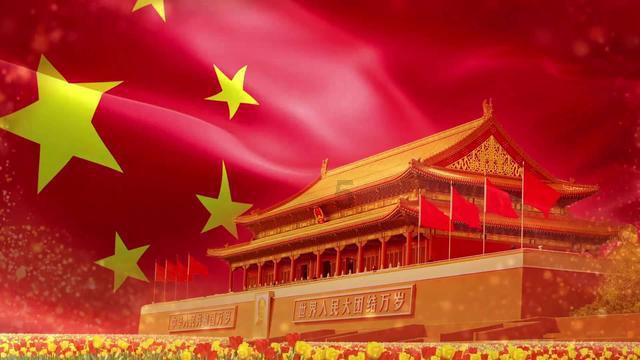 山东滨州：父女俩爬山迷路夜困深山 消防紧急救援